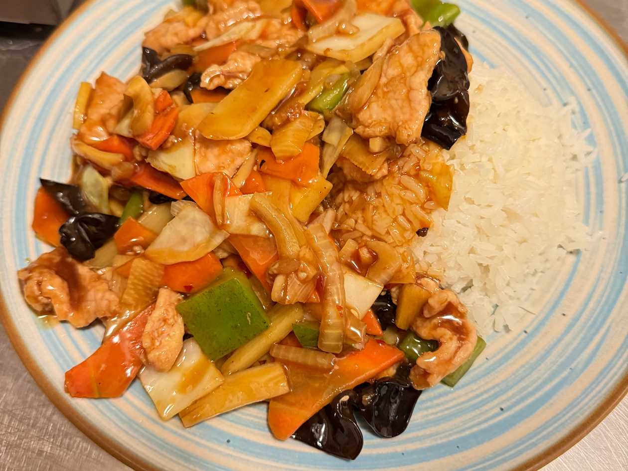 M22. Vepřové po Sečuánsku s Rýží