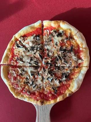 Pizza Żwirek i Muchomorek