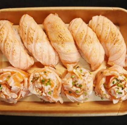 C4 (Box) Mixed Nigiri