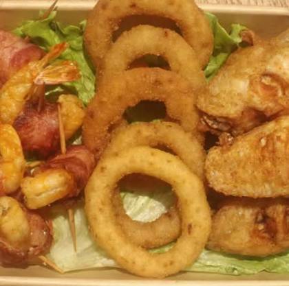 T6 Shrimp with Bacon, Fried Onion and Chicken Wings