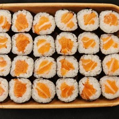 C5 (Box) Salmon Maki