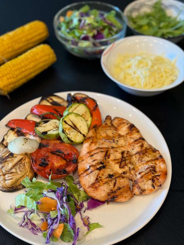 Meniu Piept cu legume la gratar 500g