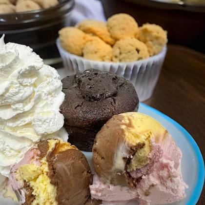 Lava cake cu inghetata 170g