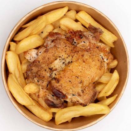 MENIU Pulpă de pui dezosată la gratar, garnitură și bautură răcoritoare