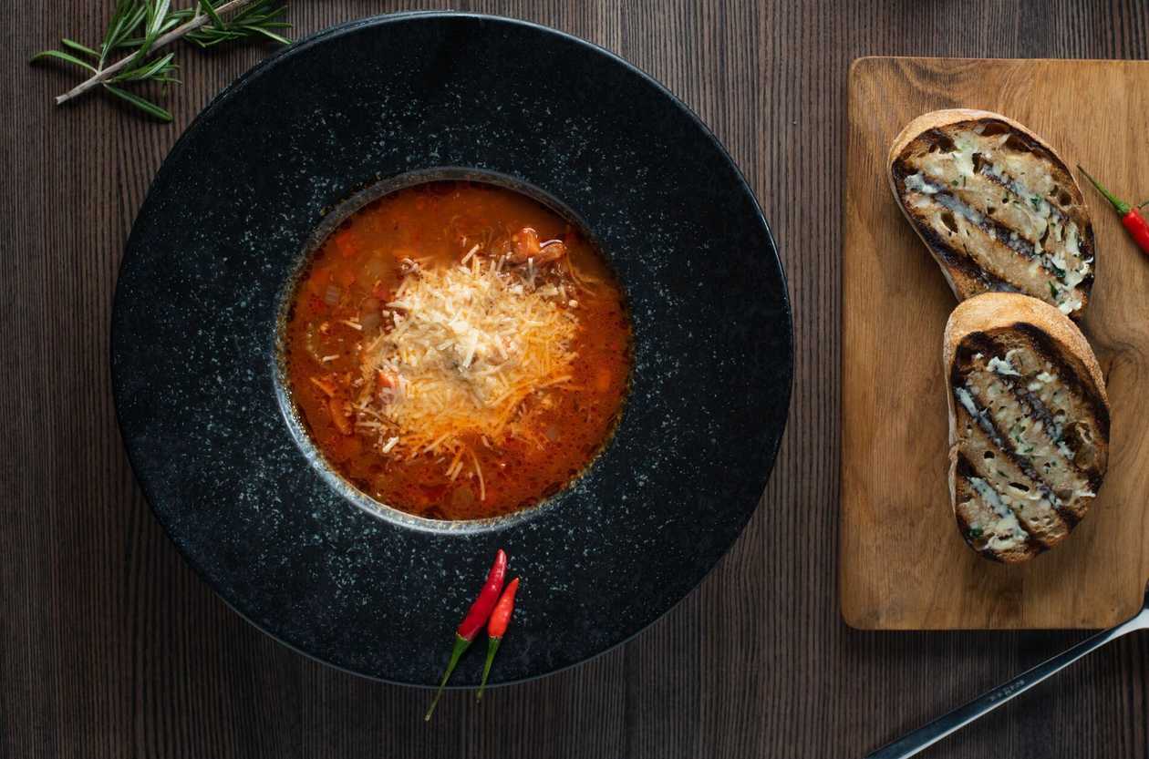 Aštri plėšytos jautienos sriuba