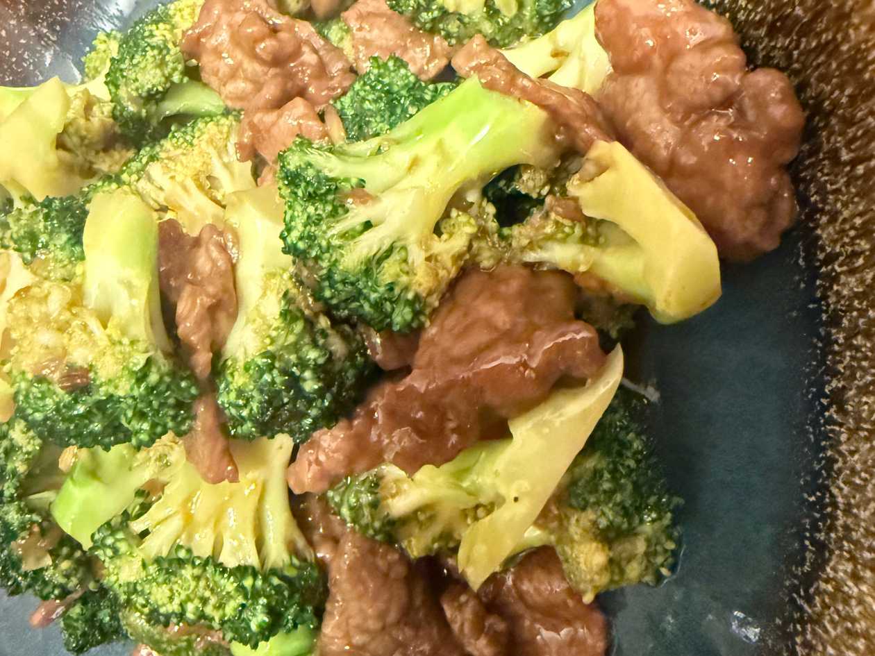 88. Hovězí s Brokolicí