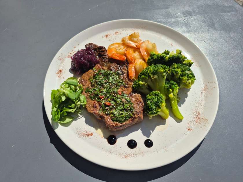 Surf and Turf by la Mav