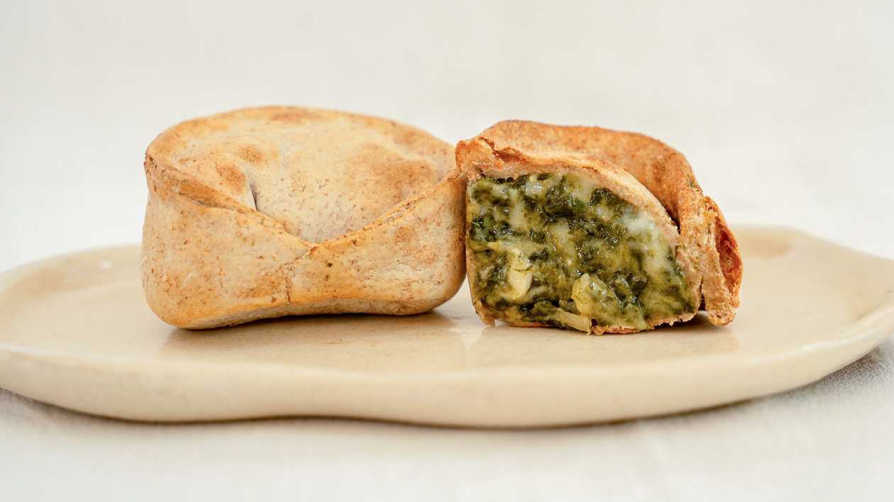 Empanada de Espinafres e Queijo Mozzarella