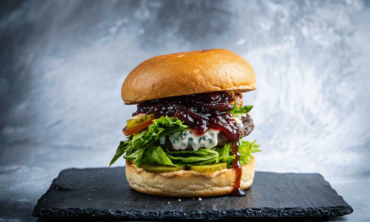 Sinihallitusjuustu Burger