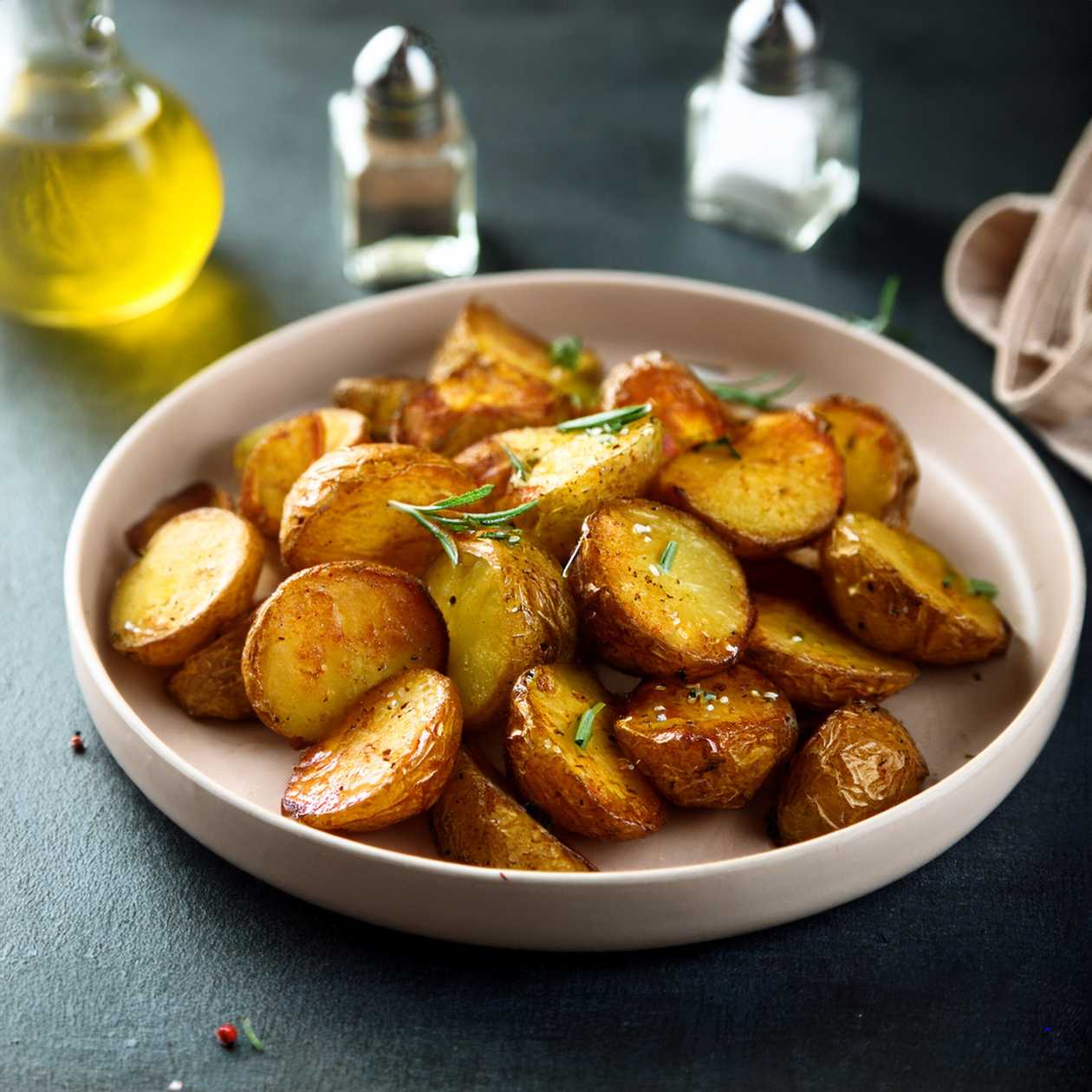 Fried potatoes with onion