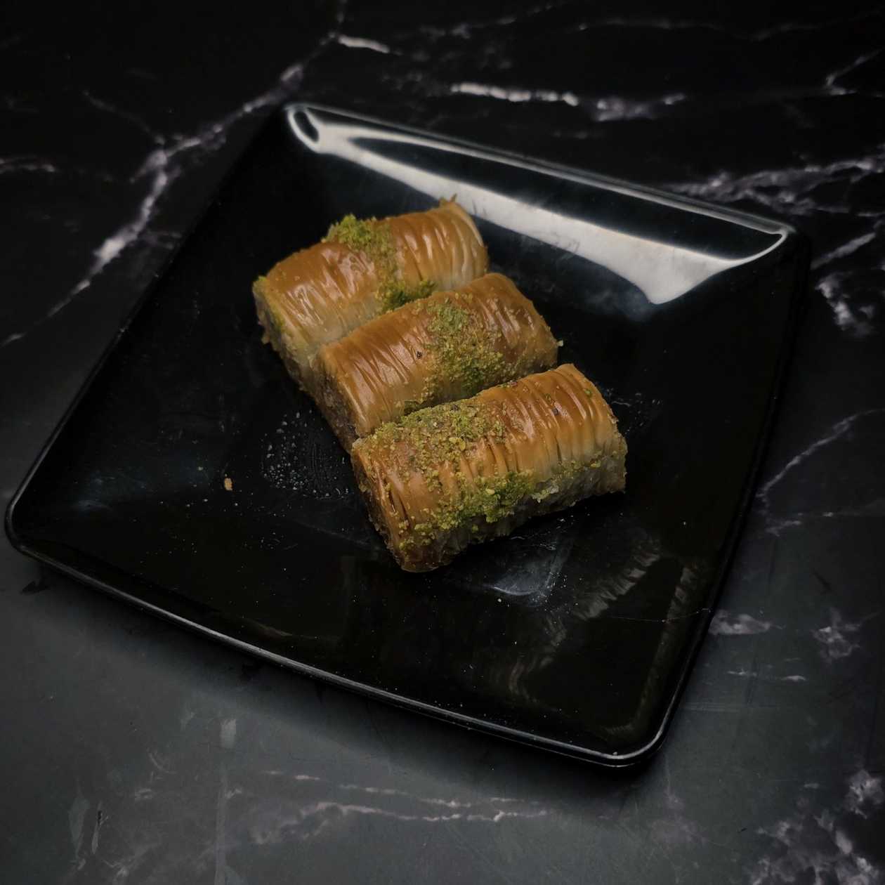 Turkish Baklava Walnut Roll