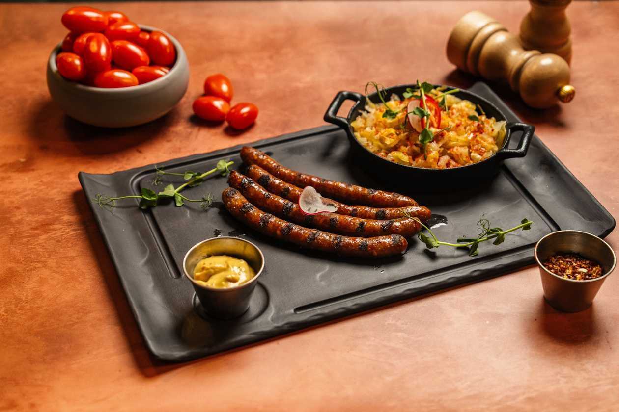 Carnaciori Homemade (maturati in-house intre 4 si 5 zile)