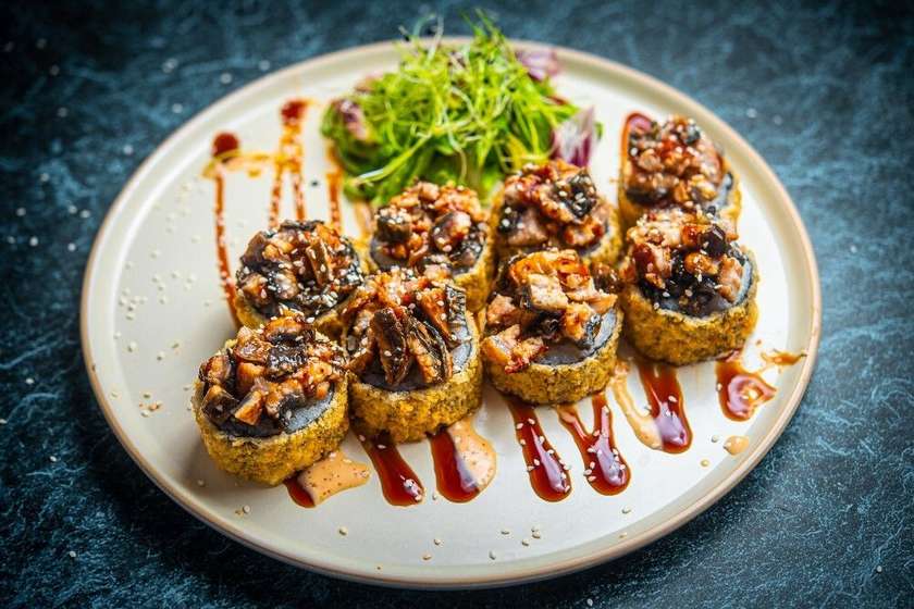 9. Sushi Eel tartare 10 pcs