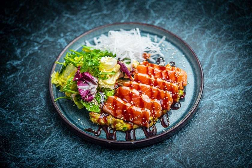 19. Salmon tataki