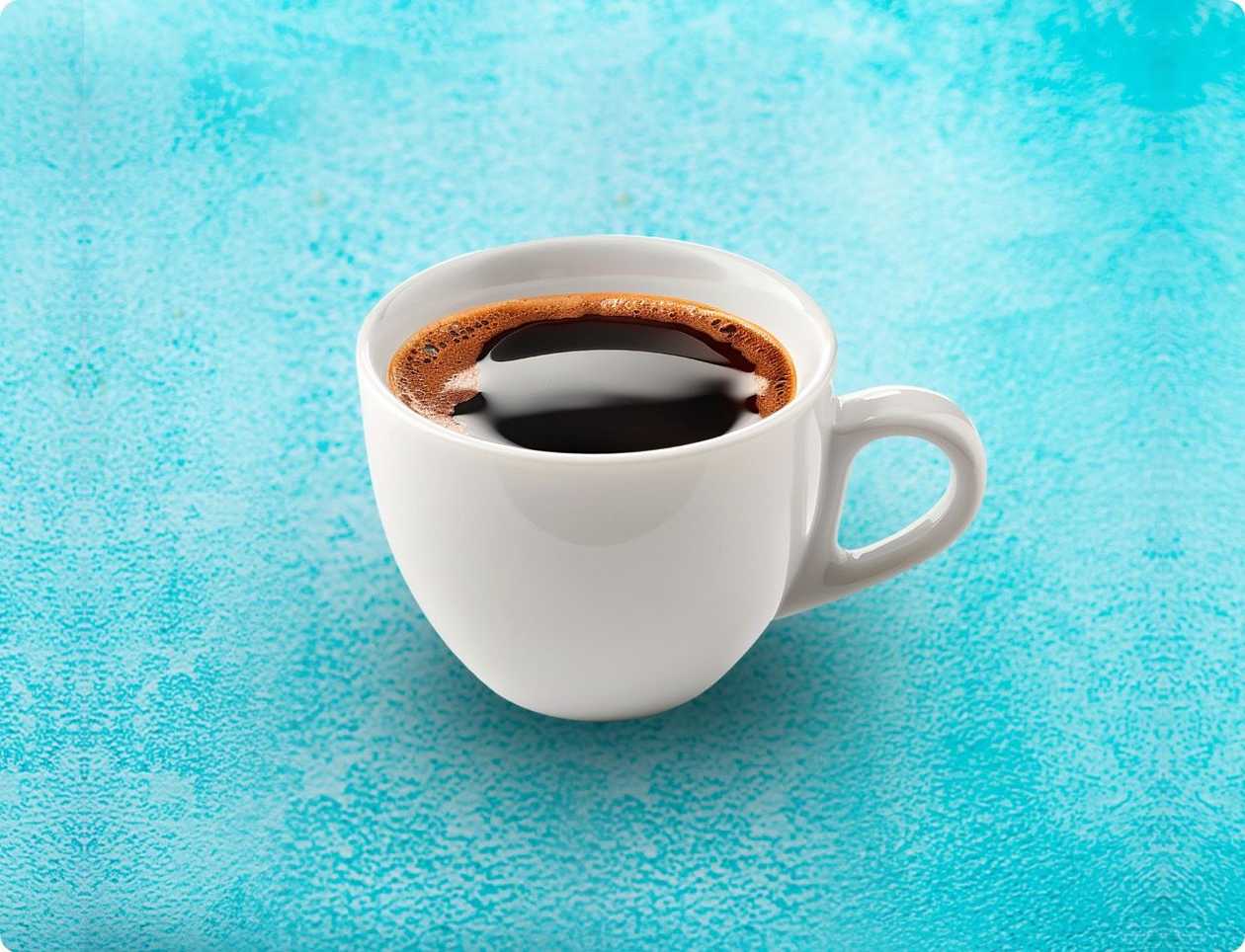 Americano / Must kohv