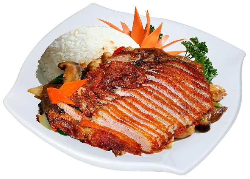 Kachna s bambusem a houbami s rýží