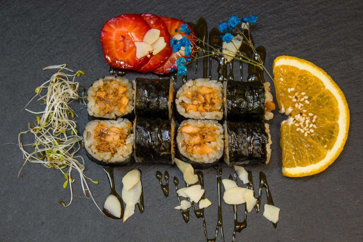 Hosomaki ŁOSOŚ GRILLOWANY | 8 szt