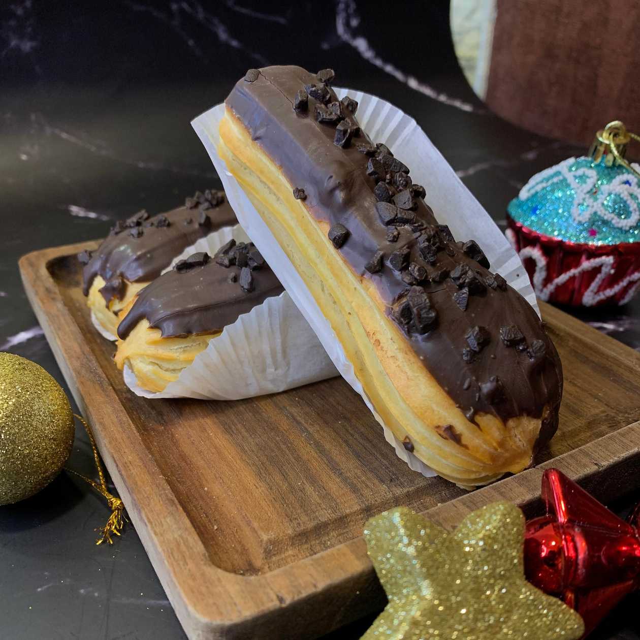 Eclair with Dark Chocolate