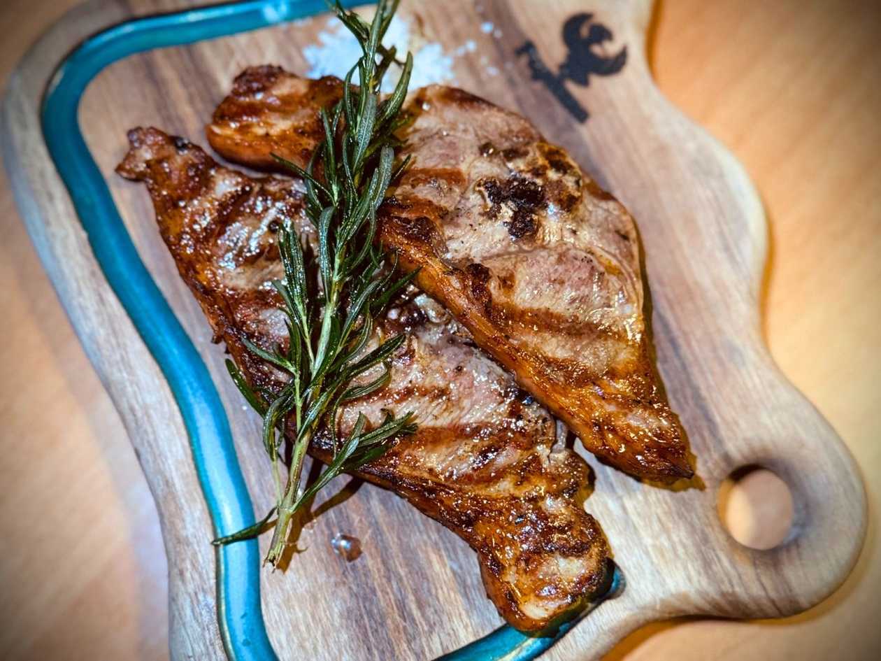 Boston Lamb Steak 190g Glazed with Butter, Garlic and Herbs