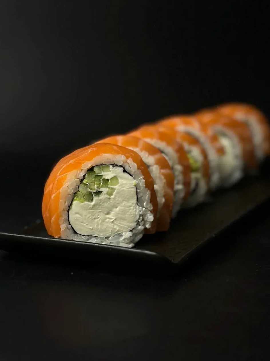 Philadelphia Roll with Salmon and Cucumber (360g) XL