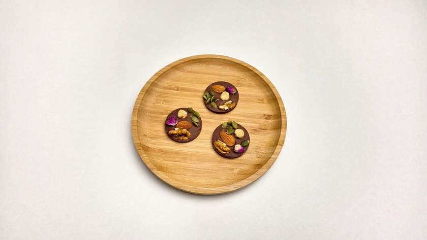 Nut Medallion (Dark, 3 Pieces)