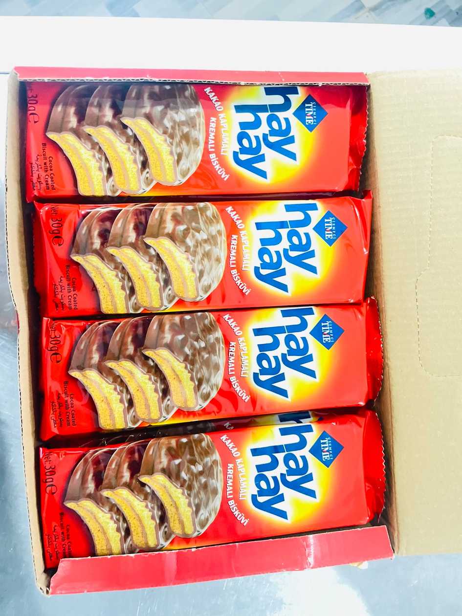 Hay Hay Cocoa-Coated Cream Biscuit Crunchy layered biscuits