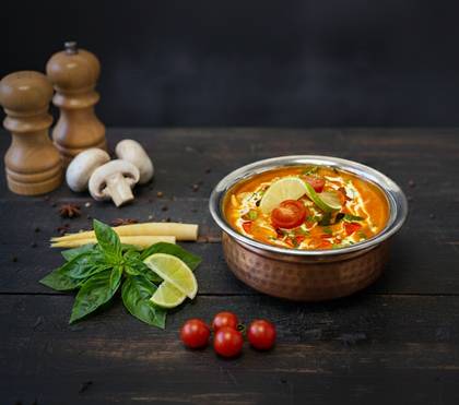 102. Thai Punane Karri veiseliha