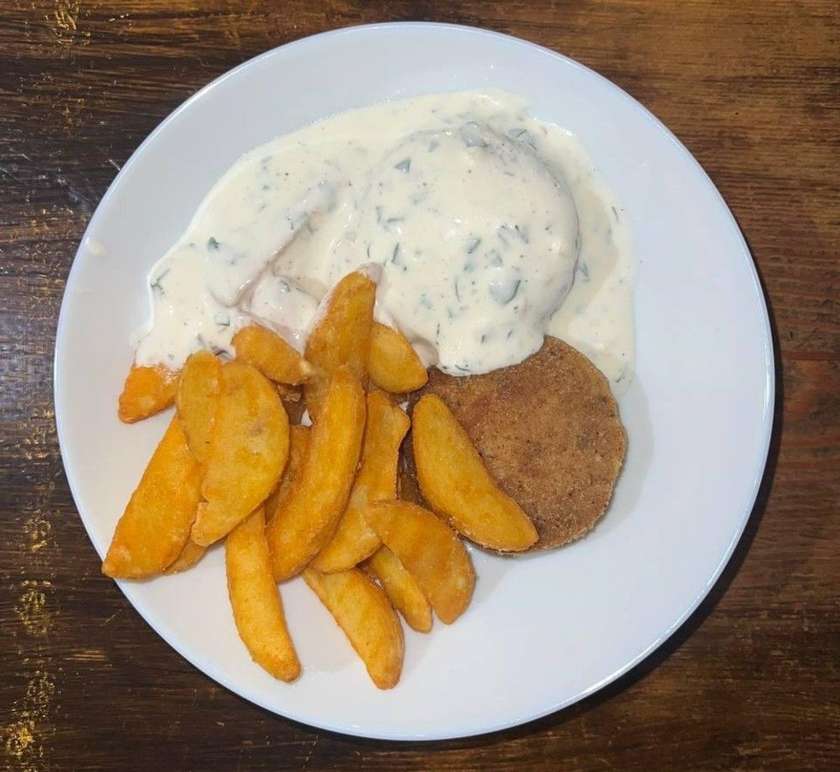 Fish Cutlets with Potato Slices