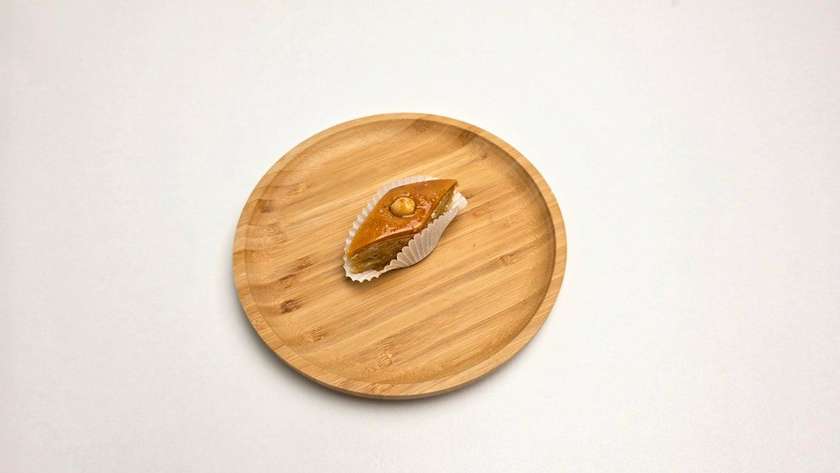 Pakhlava with Hazelnuts (1 piece)