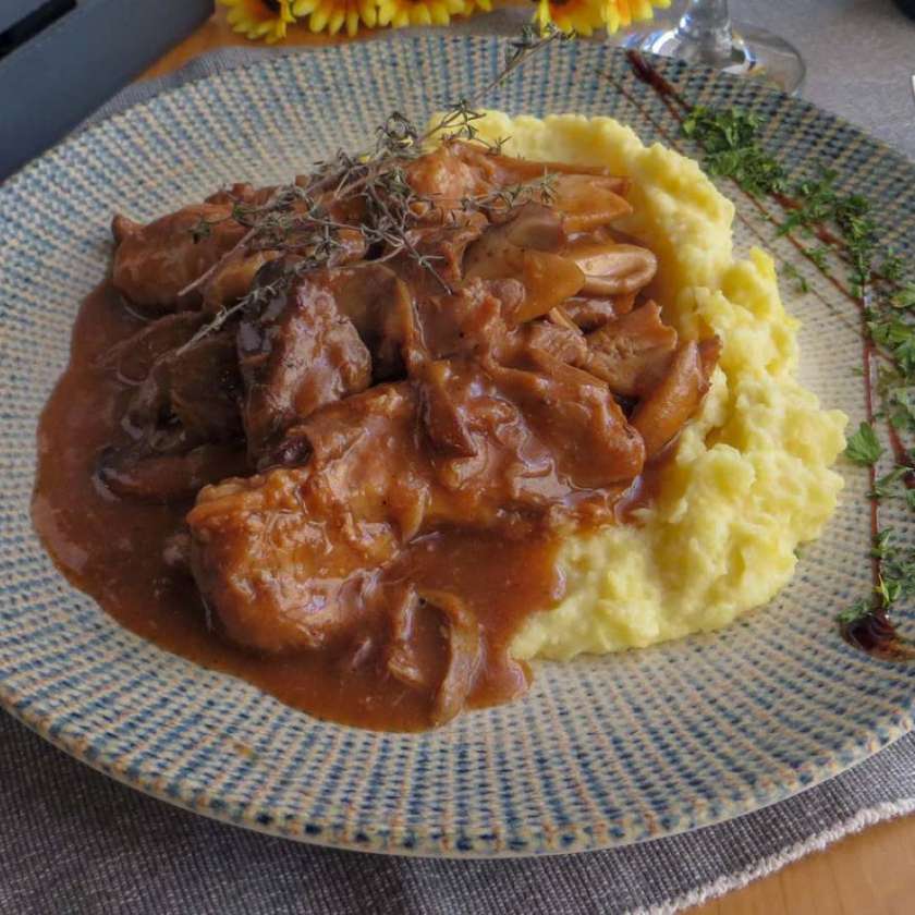 Pork Knuckle with Porcini