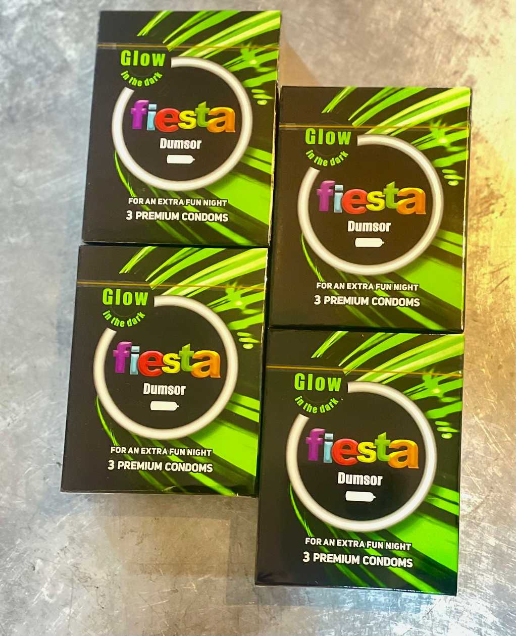 Fiesta Dumsor Glow-in-the-Dark Condoms (3s) F