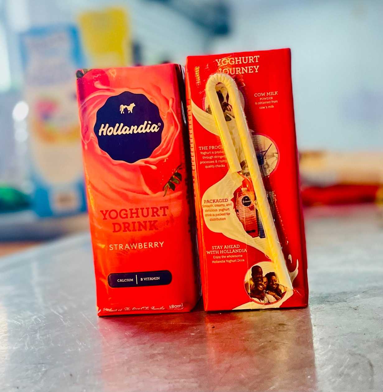 Hollandia Yoghurt Drink – Strawberry (180ml)