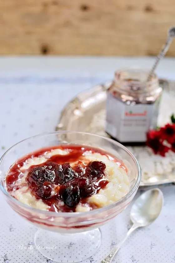 Orez cu Lapte și Dulceață de  Vișine