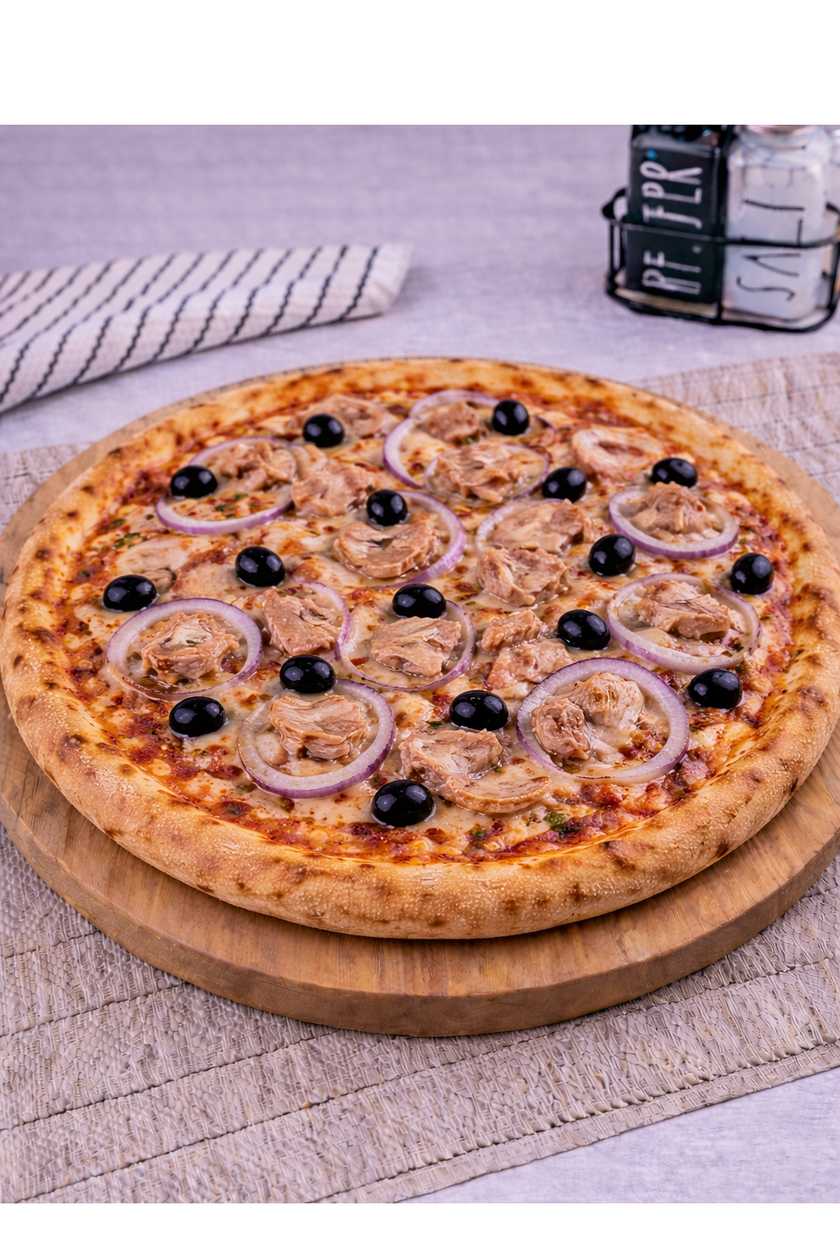 Pizza with Tuna