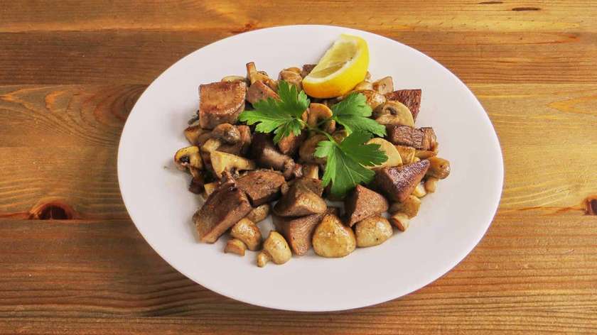 Beef Tongue with Mushrooms in Butter