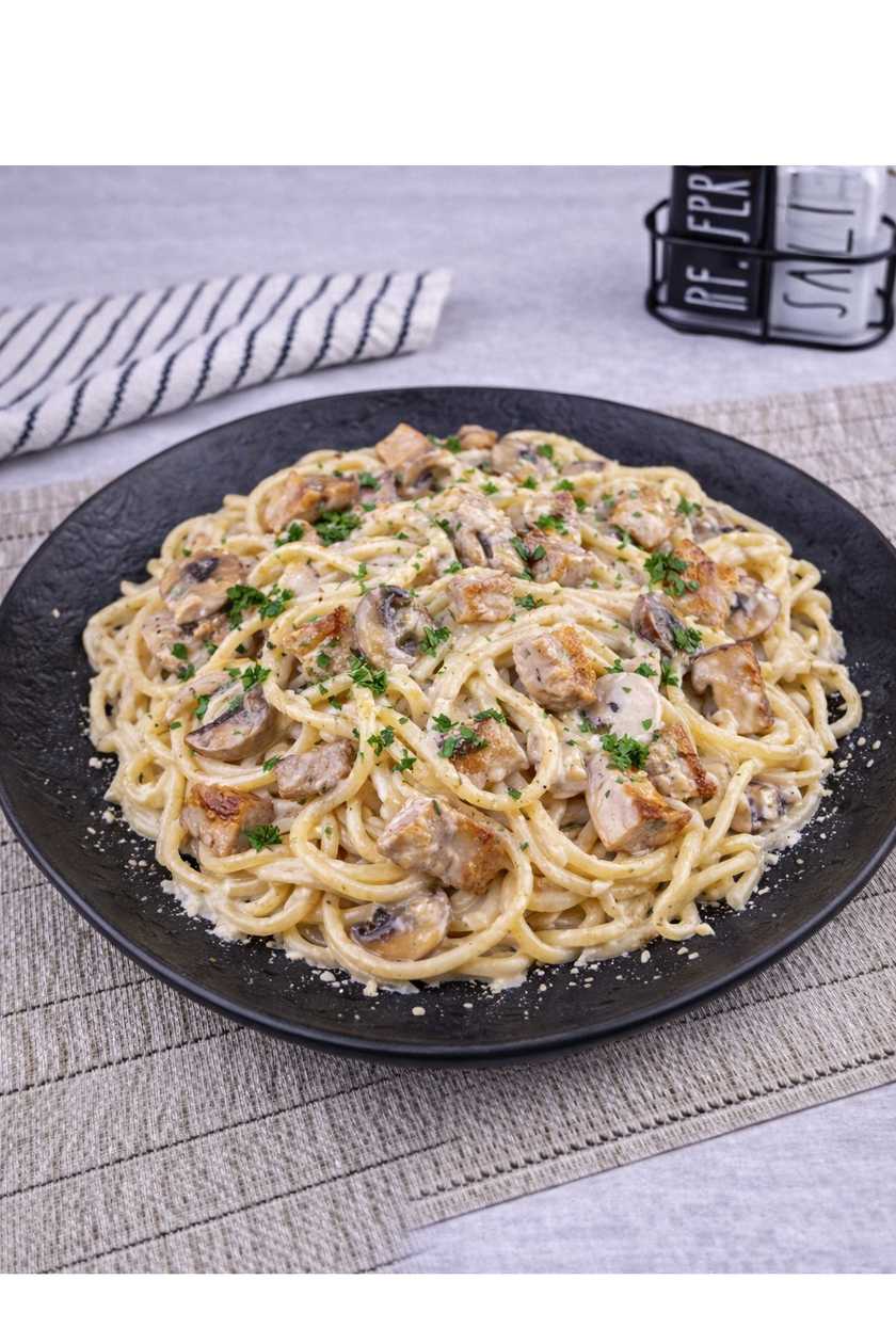 Pasta with Chicken and Mushrooms