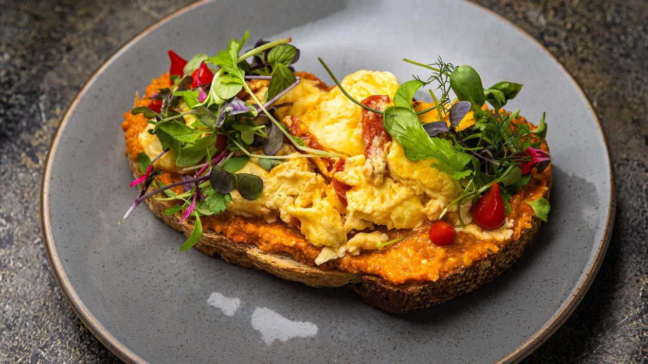 Munapuder chorizoga röstsaial