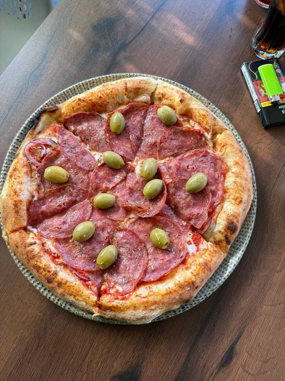 Pizza Napoli Ø32cm