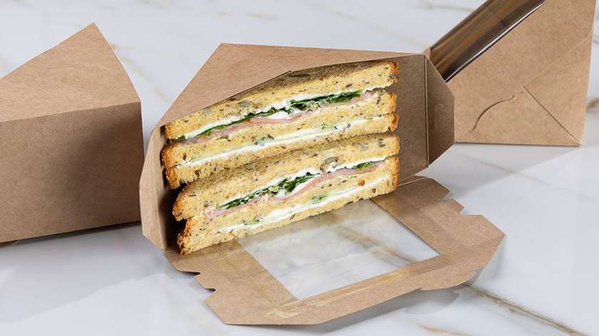 Salmon sandwich with chia toast