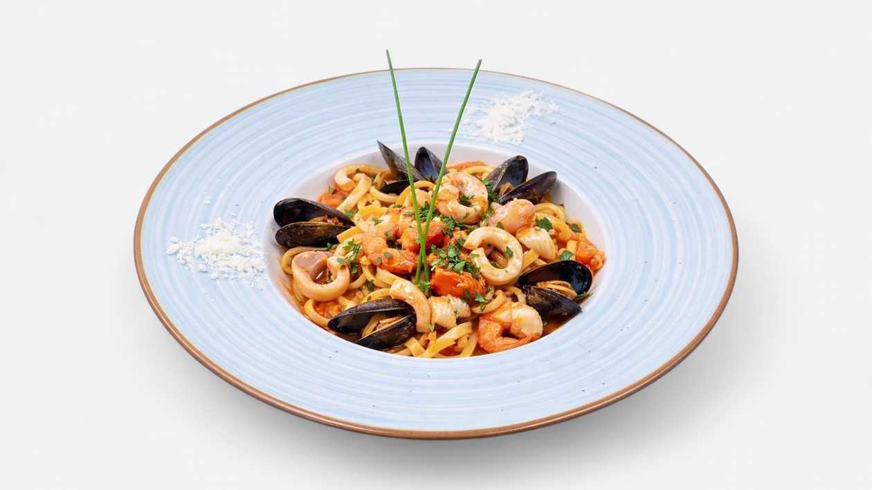 Pasta with seafood