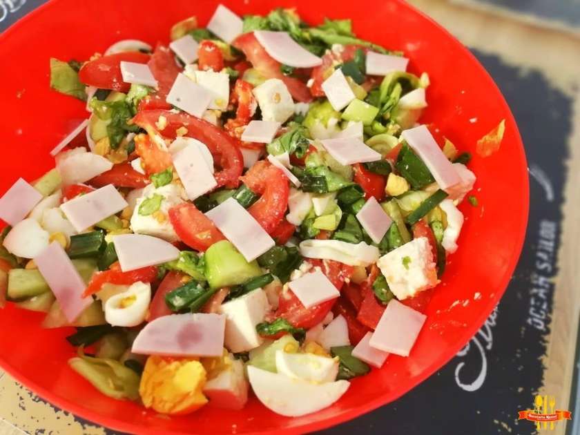 Salata Bulgareasca