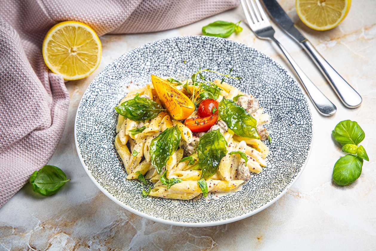 Pasta röstitud pardifileega kreemjas Dijoni sinepikastmes