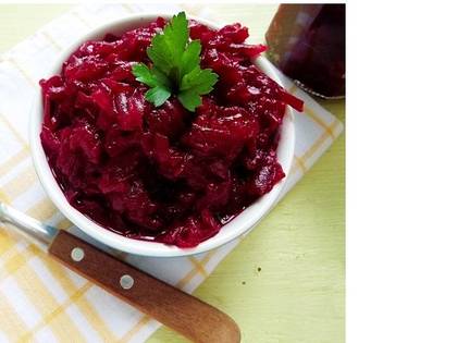 Salata de sfecla rosie