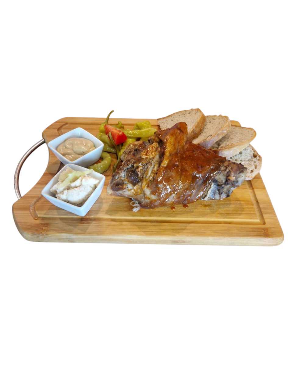 GRILOVANÉ VEPŘOVÉ KOLENO