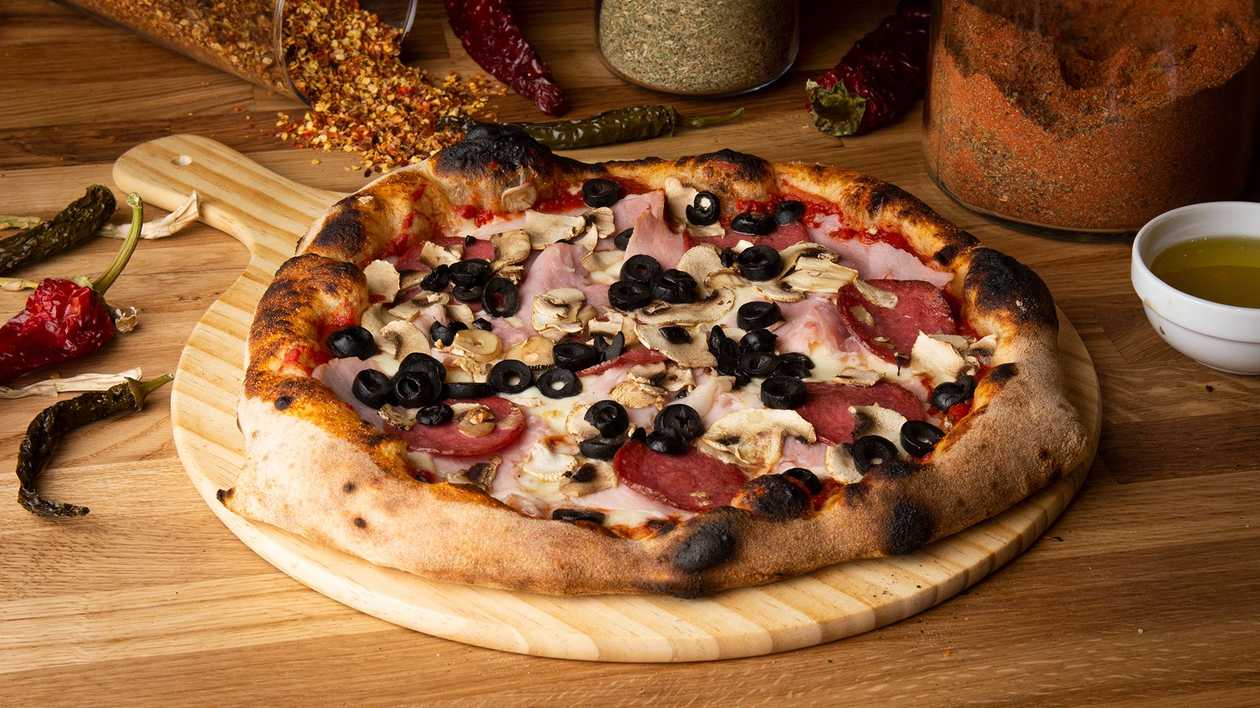 PIZZA PATRU ANOTIMPURI