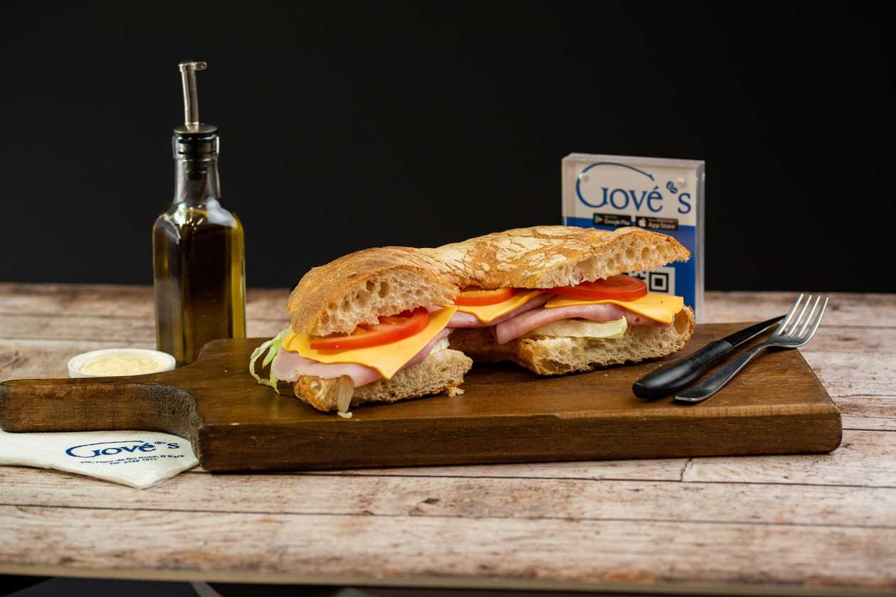 Ham, Cheese, Mortadella & Luncheon meat Ftira