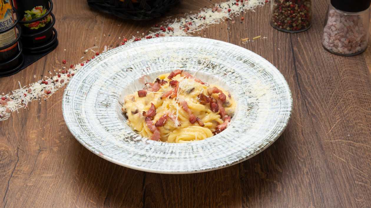 SPAGHETE CARBONARA