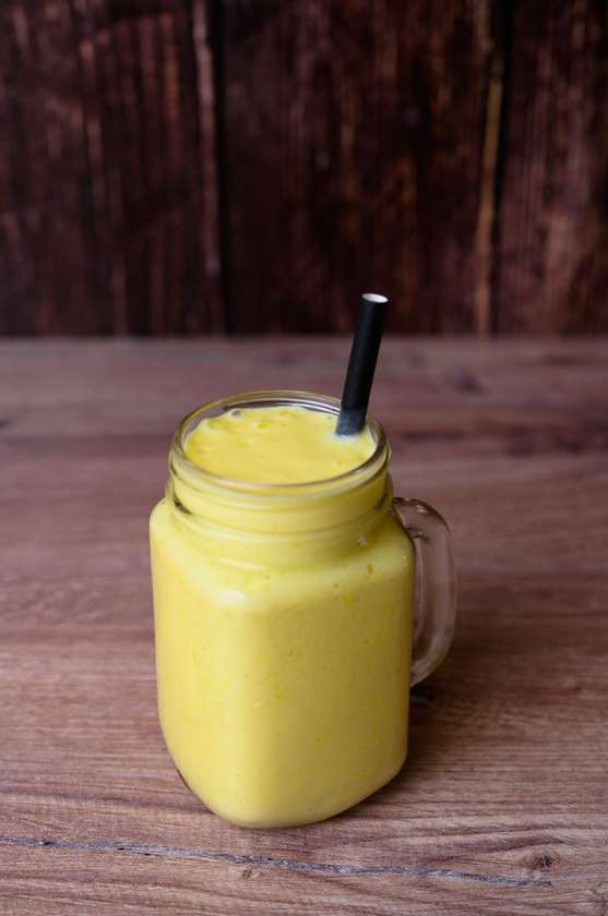 Mango Mania Smoothie