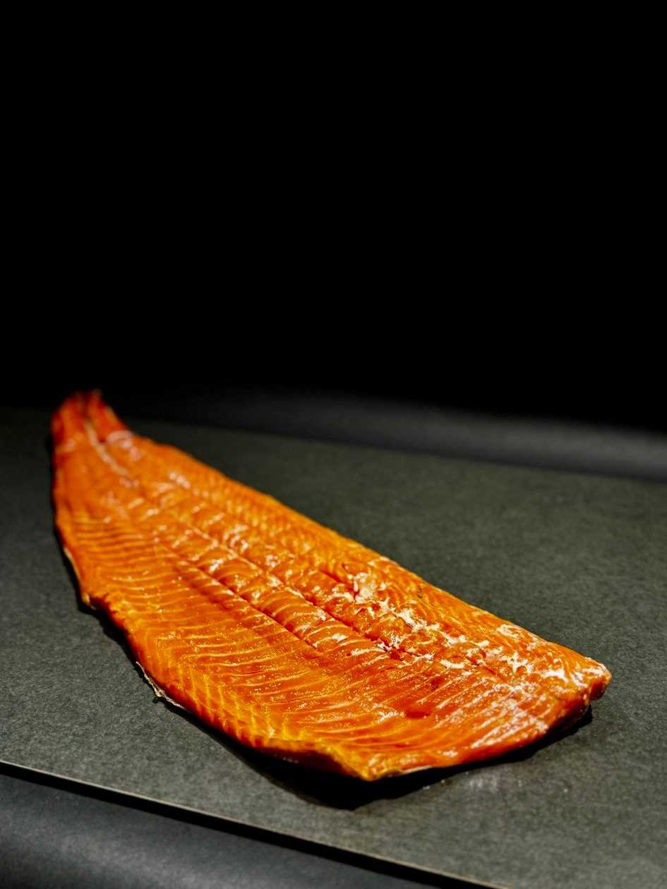 Smoked salmon fillet 200 gr
