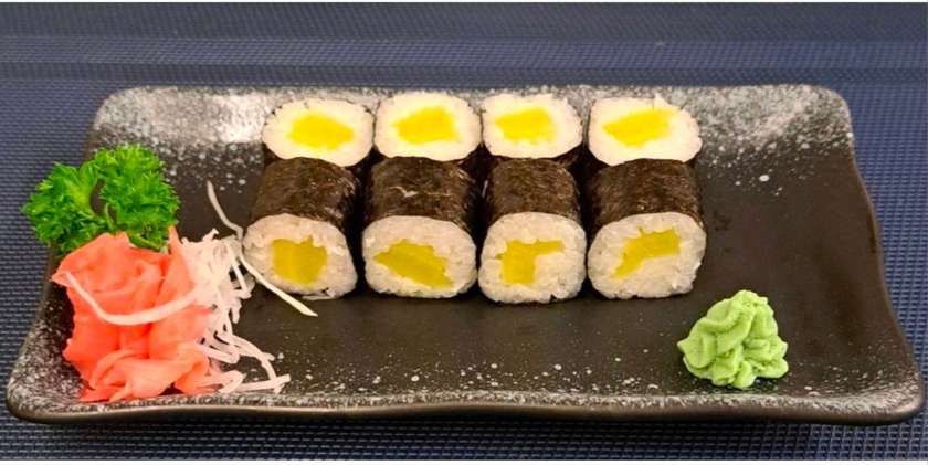 Radish maki 8pcs